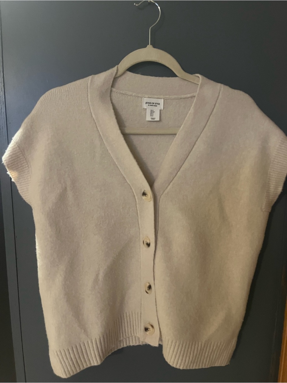 Song of Style Cream Button-Front V-Neck Sweater Vest